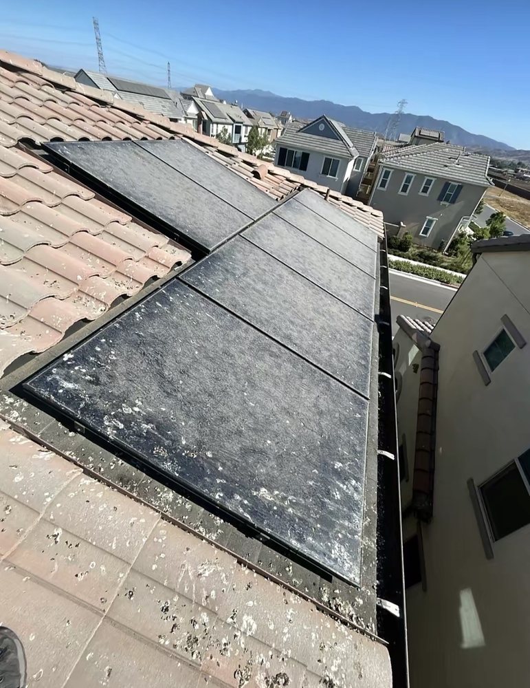 Dust and debris buildup on panels before service
